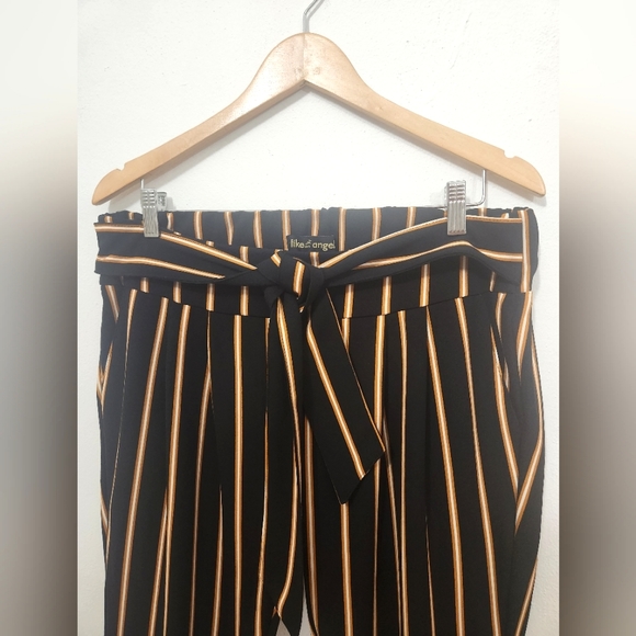 Like an Angel Multi Color Pants Size: Large - Picture 2 of 5